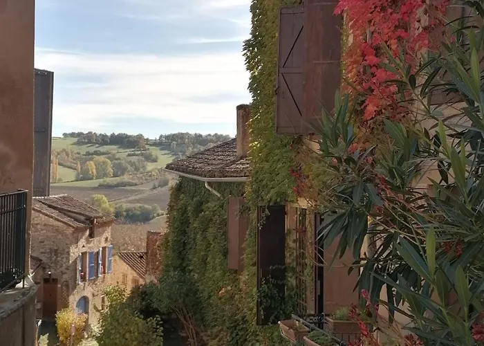 Le Temps Serene Ferienhaus Vabre-Tizac